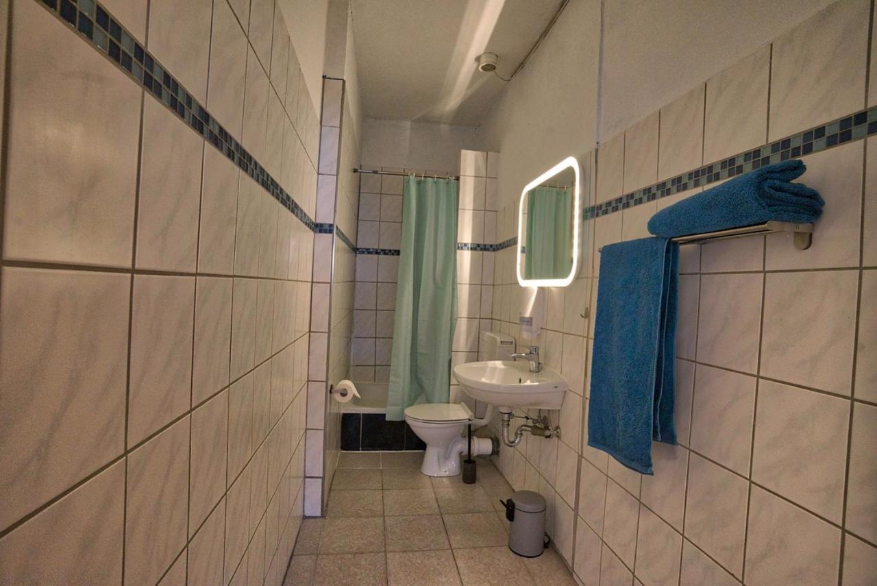 Stadtwohnungen Linden - Ferienwohnung Im Dachgeschoss Hannover Eksteriør billede